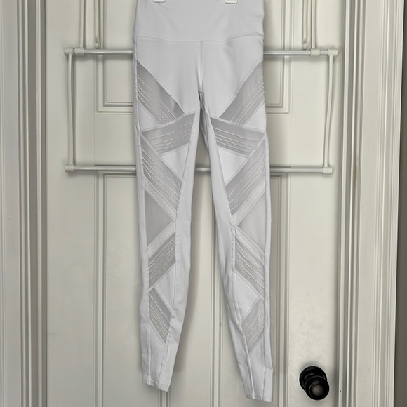 White Alo Leggings - Picture 1 of 6